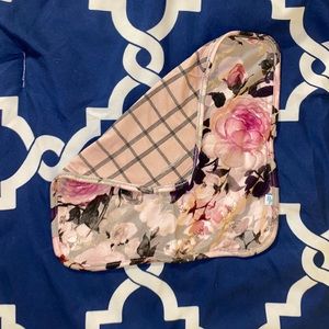 Posh Peanut Tessa Lovey